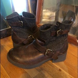 BOC brown leather and tweed boots